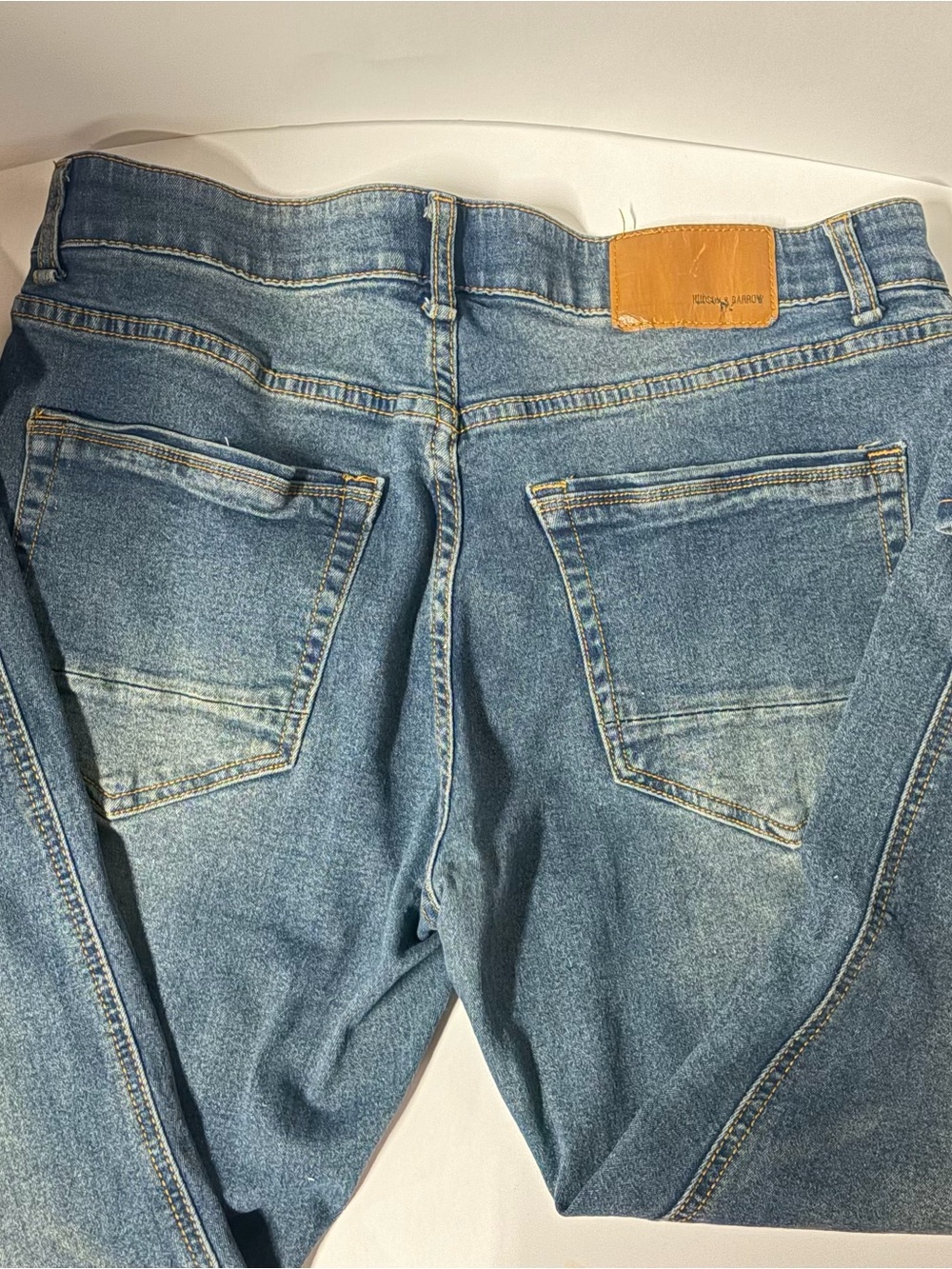 Hudson Blue Wash Straight Jeans - Picture 2 of 9